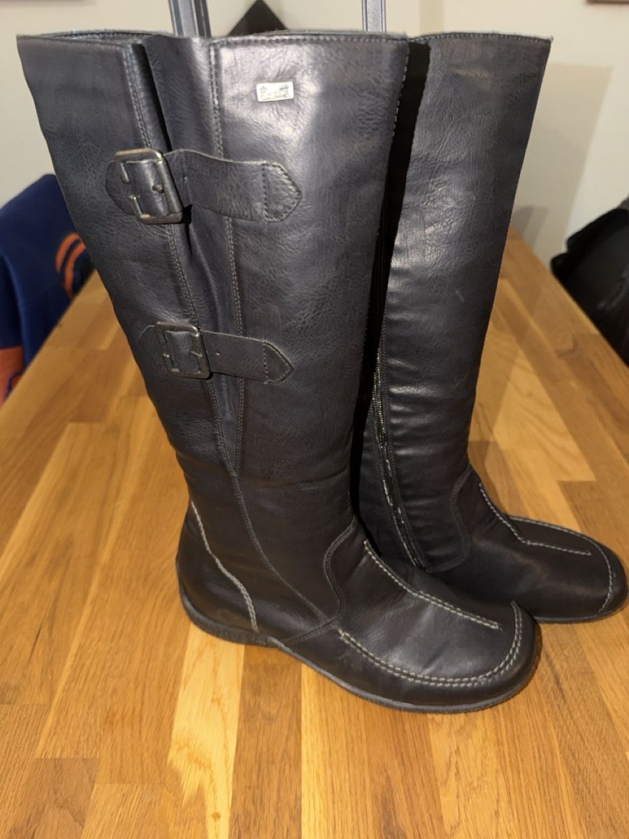 Rieker Scarpe da donna: JOLIE BOTTE FOURREE RIEKER – Nuovo (secondo la descrizione) da Brügg BE venduto da traindenuit