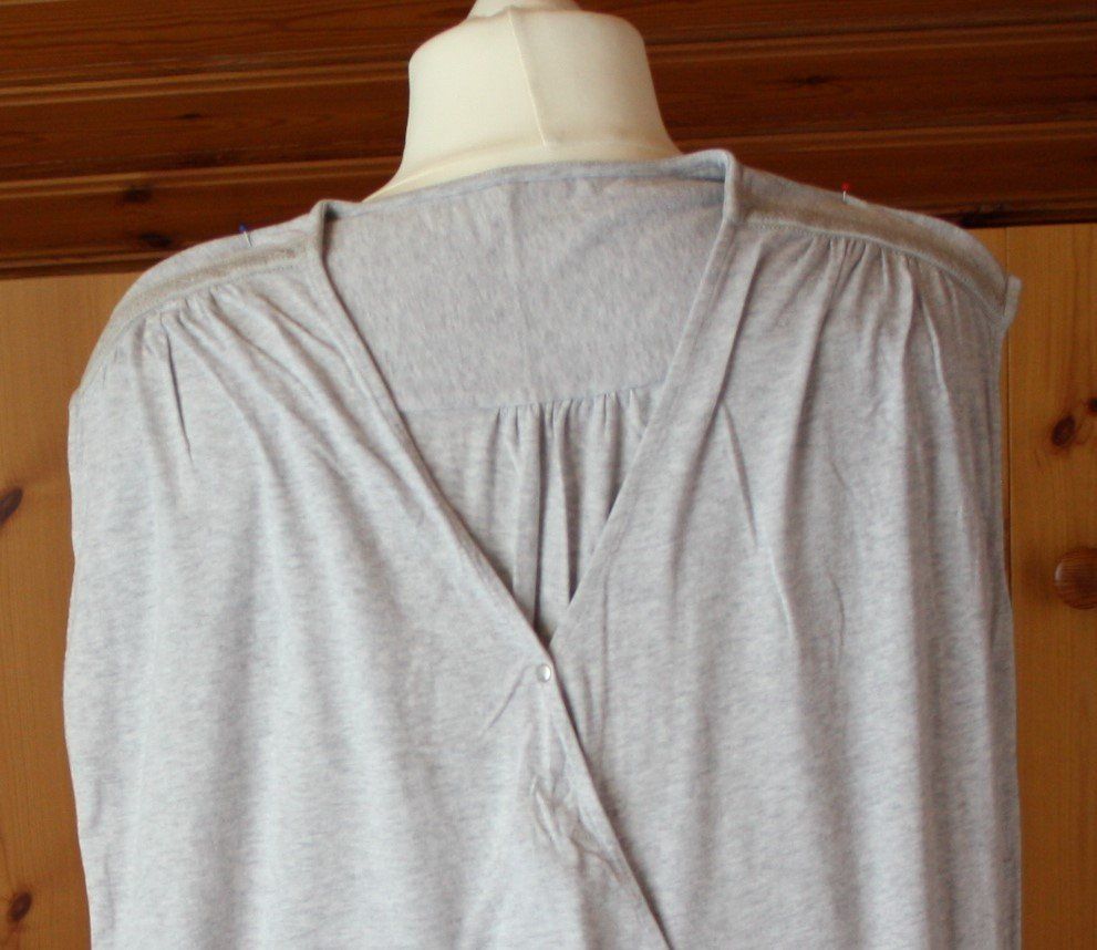 Tute: Jumpsuit Pyjama TCM hellgrau Gr. XL – Usato da Flüelen venduto da Diversicum-Curvy 4