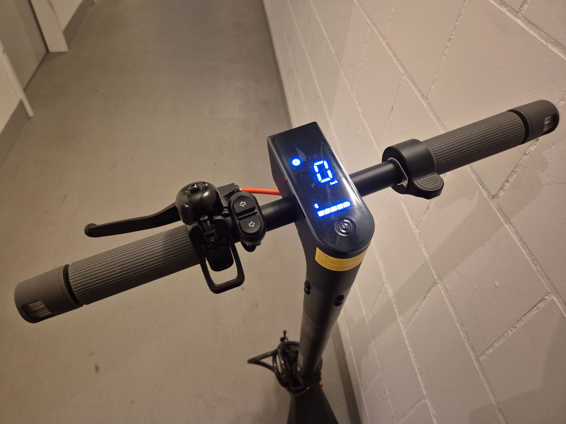 Xiaomi Kickboard: Xiaomi 4 Lite 2. Gen – D'occasion à Thun par jes_7ypg 1