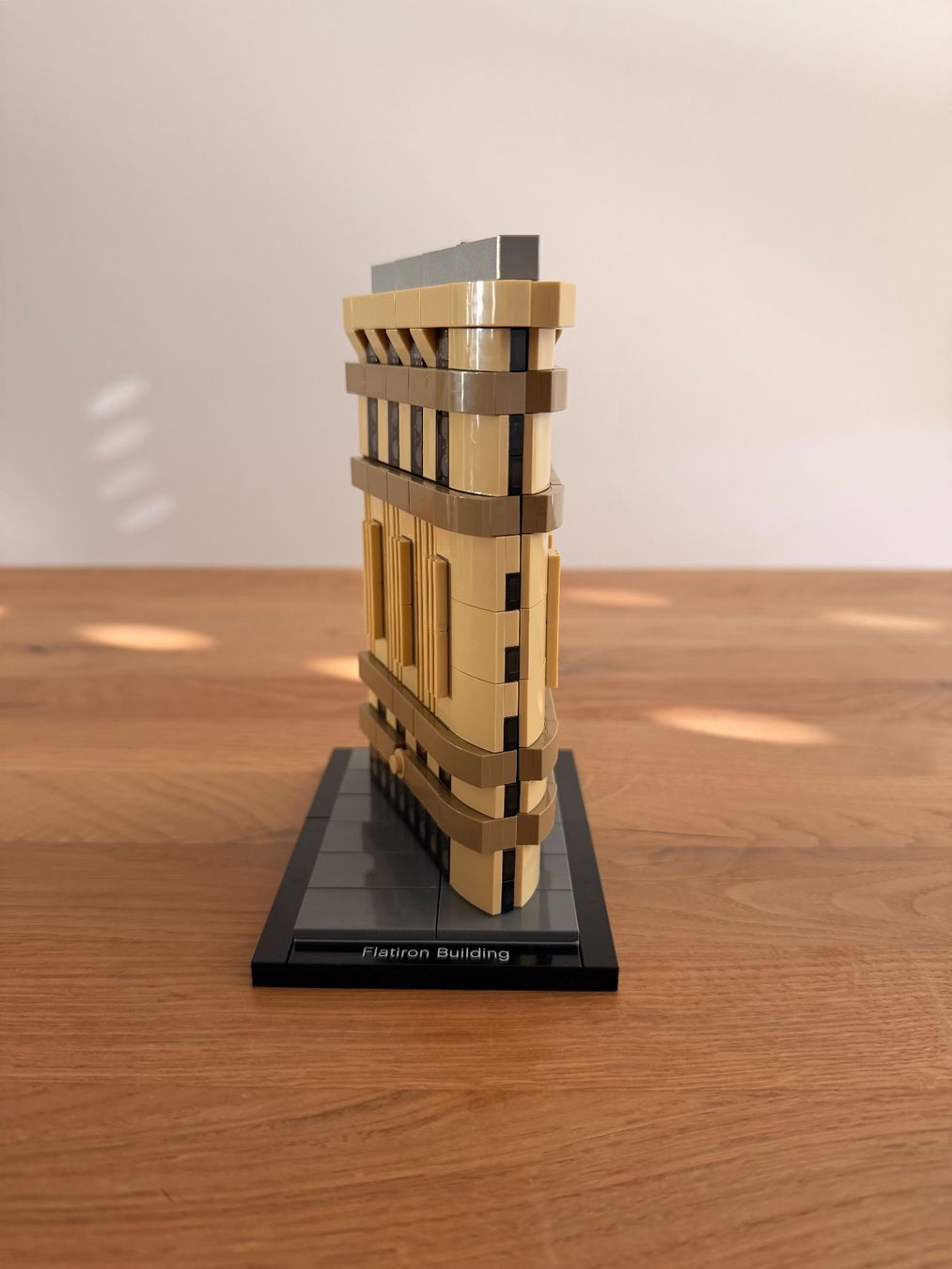 Lego Kit di costruzioni: LEGO Architecture Flatiron Building 21023 – Usato da Uetendorf venduto da manueltanner 1