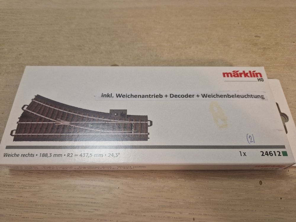 Märklin Modellini di ferrovie: Märklin 24612 Weiche mit Antrieb + Decoder  + Beleuchtung C – Usato da Galgenen venduto da retolino01 2