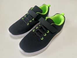 Kinder Freizeitschuhe Gr.35 NEU