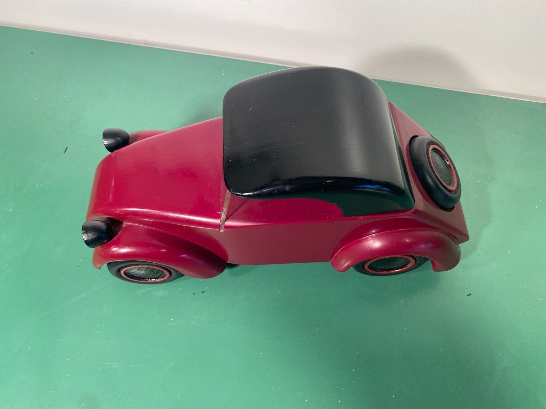 Vilac Giocattoli: Vilac 2CV Holzauto Döschwo 30cm Aroutcheff – Usato da Bern venduto da ToysPlusVintage 2