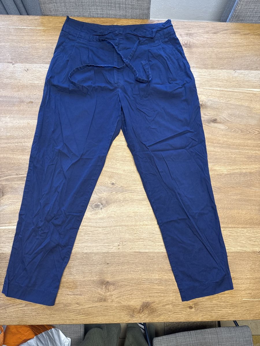 New Look Pantaloni: Stoffhose blau Gr. 36 – Usato da Rohr b. Olten venduto da -FaLu-