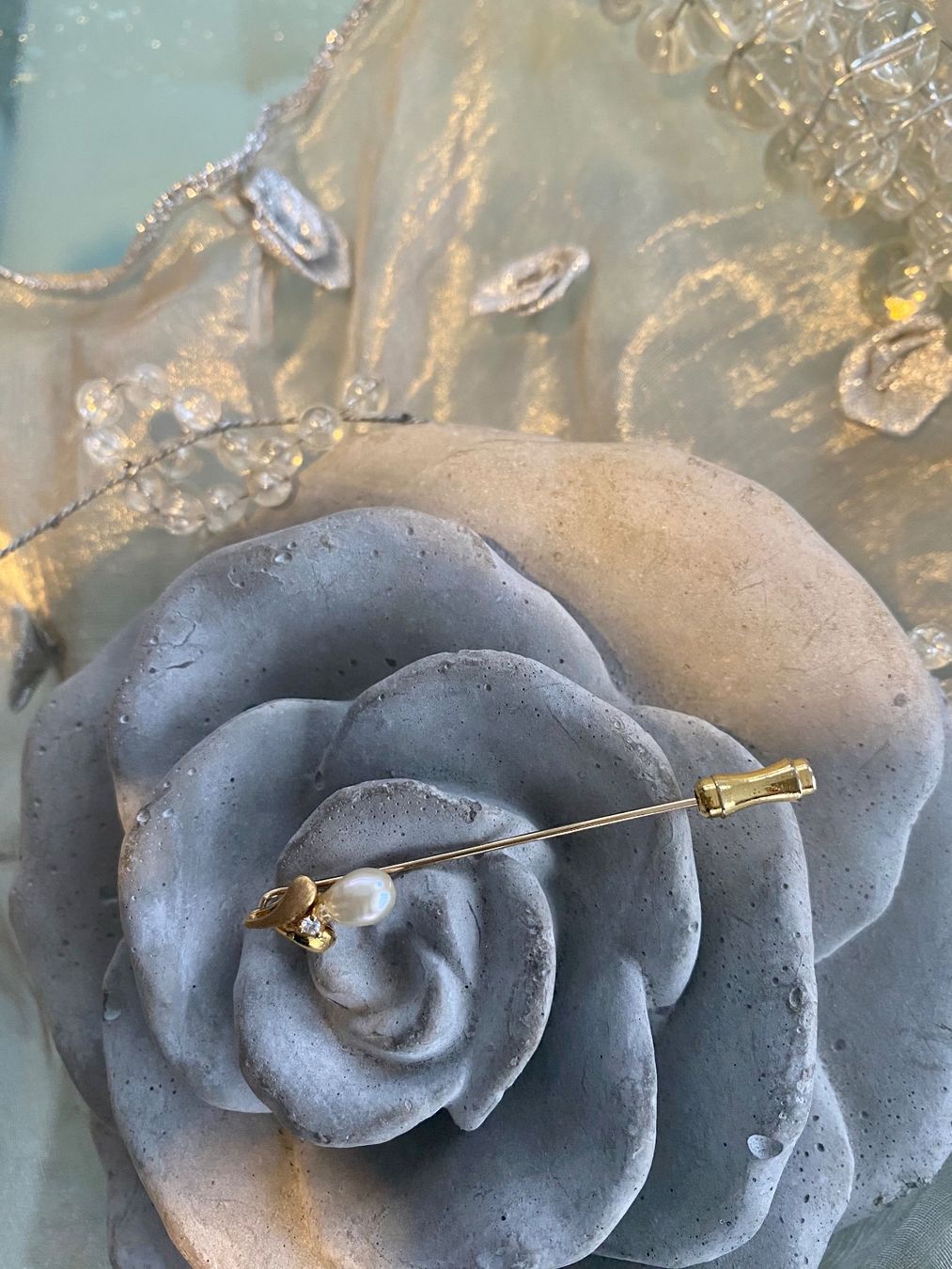Broschen & Nadeln: HUTNADEL / BROSCHE GG MIT SÜSSWASSERPERLE & DIAMANT – Neu (gemäss Beschreibung) aus Eschenbach SG von Lady020