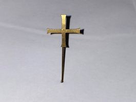 EPINGLETTE - CROIX DE MALTE
