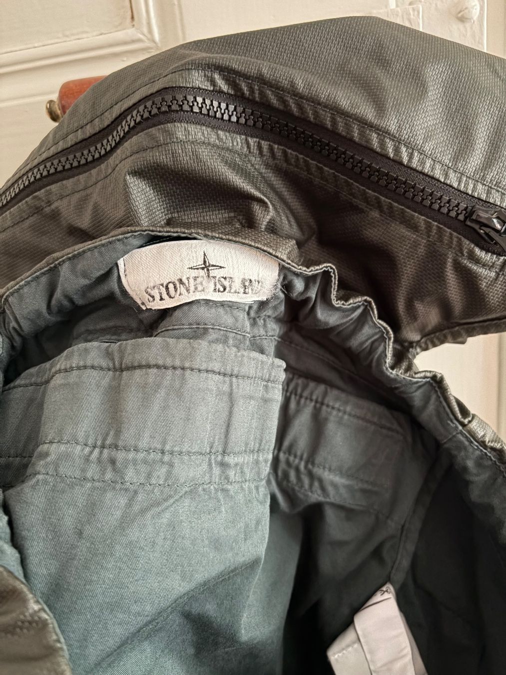 Zaini: Stone Island - Compass-patch drawstring backpack - military – Nuovo (secondo la descrizione) da Bern venduto da ron_l6jq 4