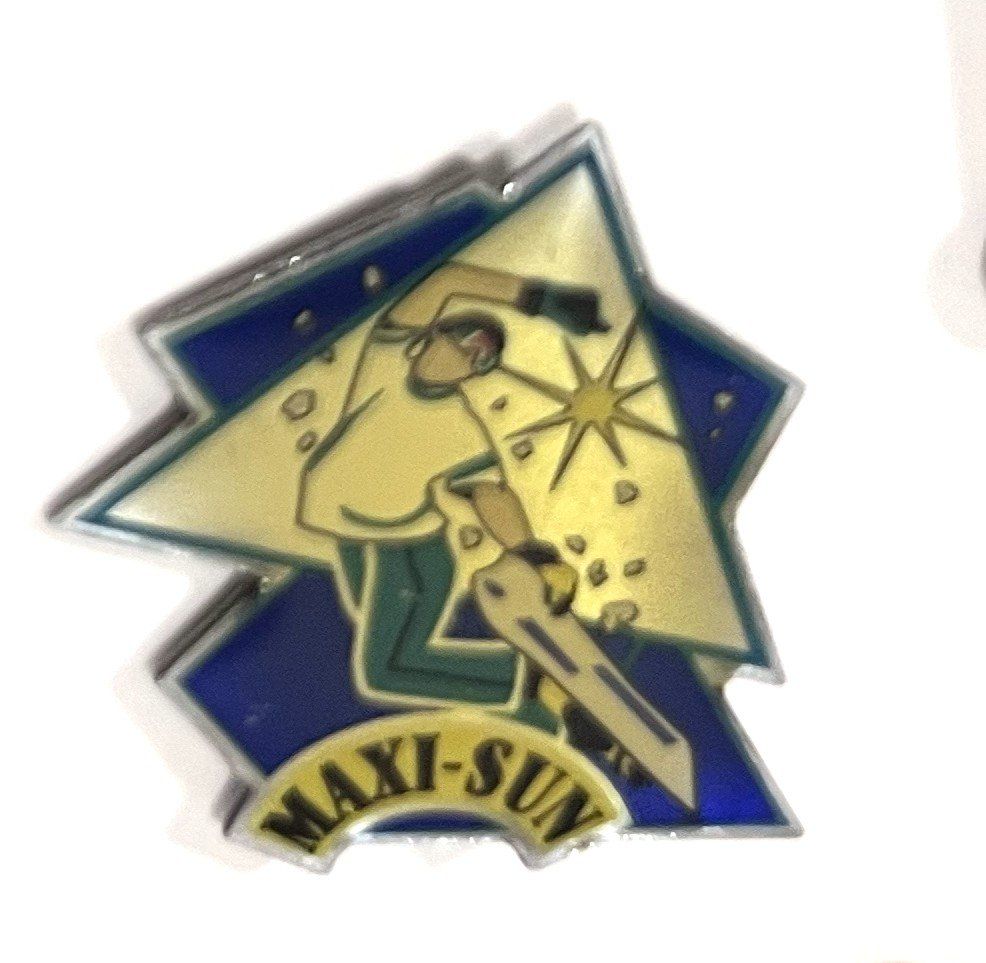 Placchette & Badge: Pin Snowboarder – Usato da Kriens venduto da TSCH1