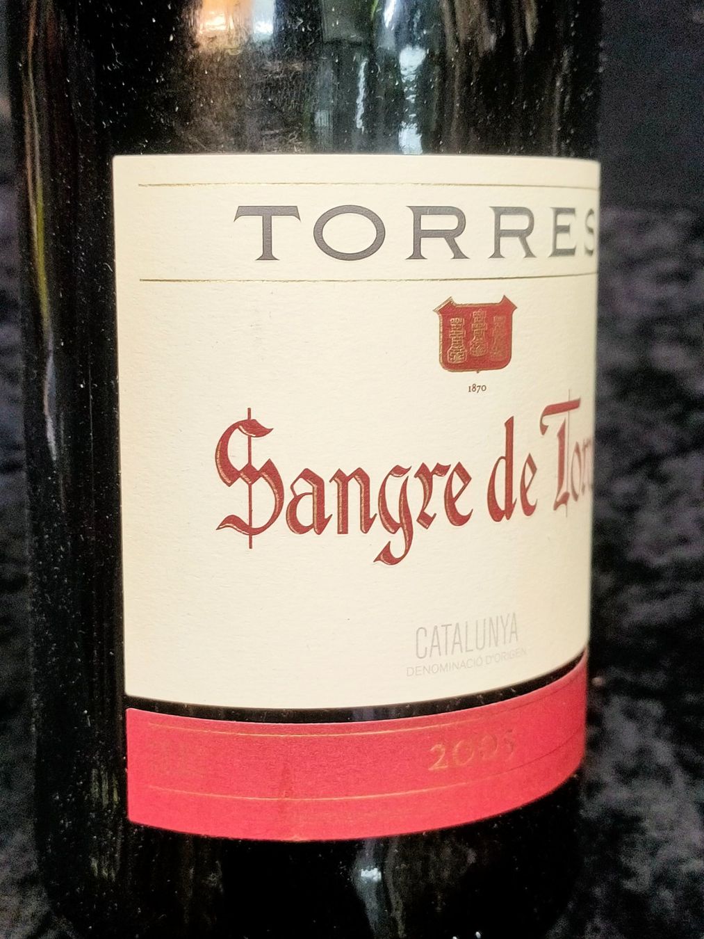Vino: TORRES SANGRE DE TORO 2005 – Nuovo (secondo la descrizione) da Genève venduto da Leboucheoreilles