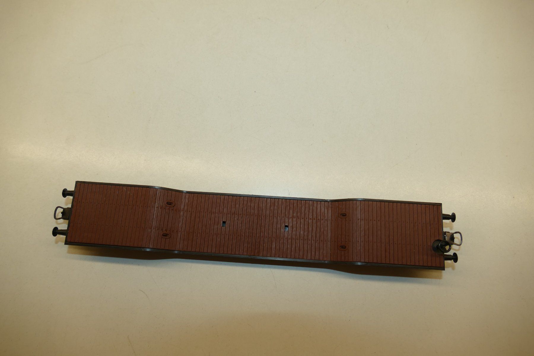 Roco Modellini di ferrovie: Roco H0: DB Flachwagen 6-achsig – Usato da Niederhasli venduto da rail-duerst 4