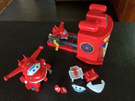 Super Wings Spielset Jett Flughafen und Roboter rot