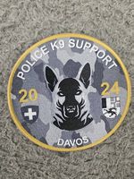 Diverse Patches von Hunden und Luftpolizei 