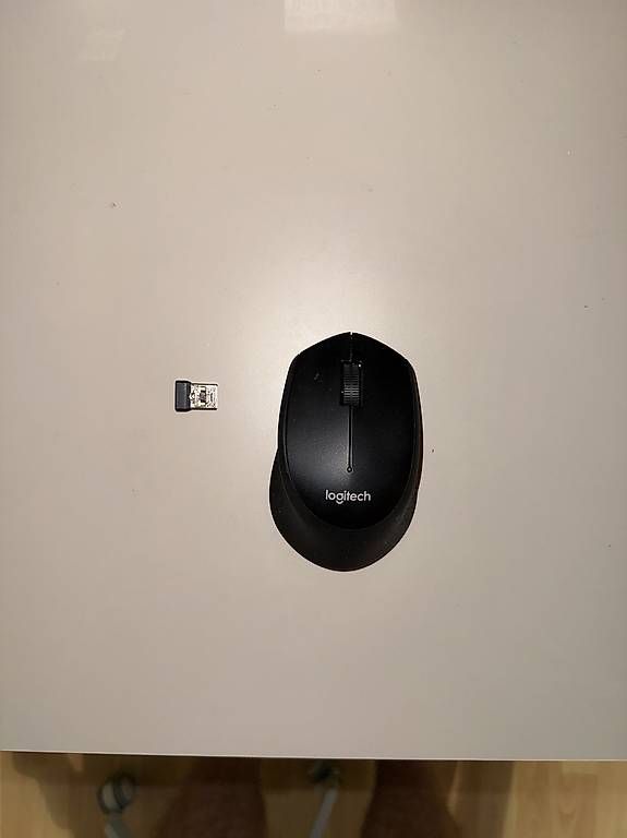 Keychron Claviers: Keyboard/Clavier Keychron + Mouse/Souris Logitech – D'occasion à Les Acacias par ale_6c66 2