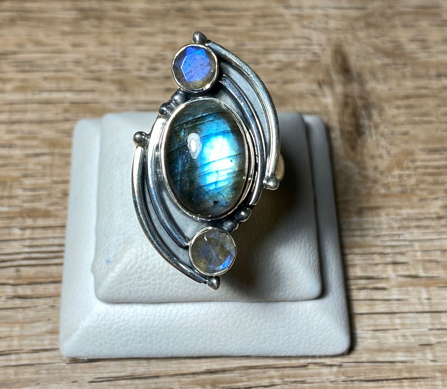 Ringe: kunstvoller Silber(925)ring mit natürlichem Labradorit – Neu und originalverpackt aus Laax von Kiki_Kingdom3 4