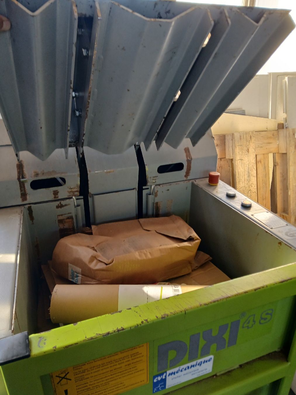 Tutte le macchine: Presse carton – Usato da Cousset venduto da pro_5r79 1