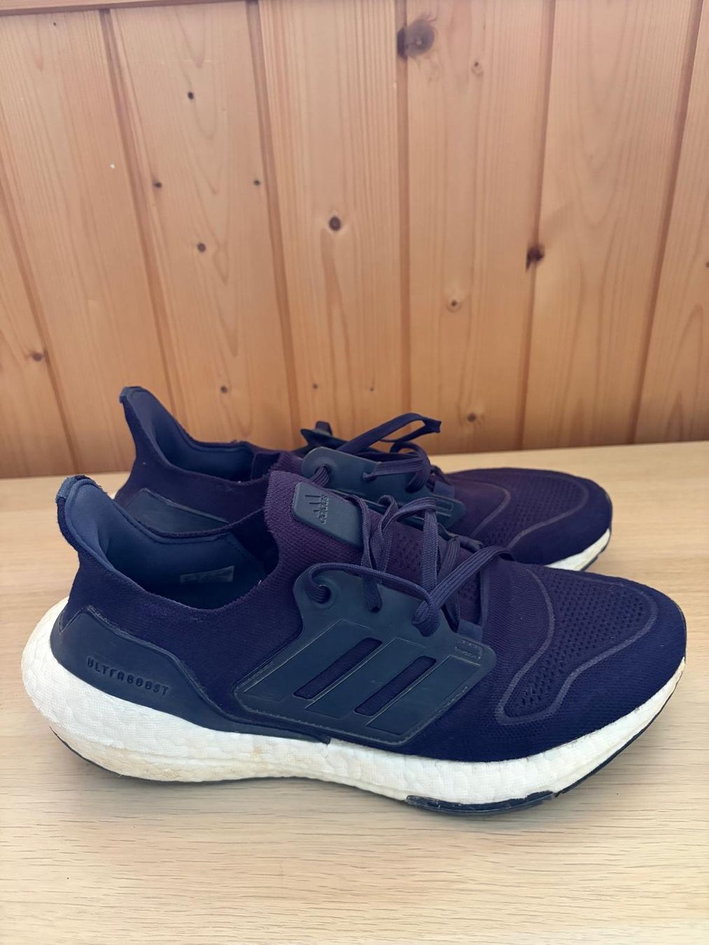 Adidas Scarpe da uomo: Baskets Adidas Ultra-boost 22 Bleu3,  Taille 42 – Usato da Biel/Bienne venduto da van_halen25