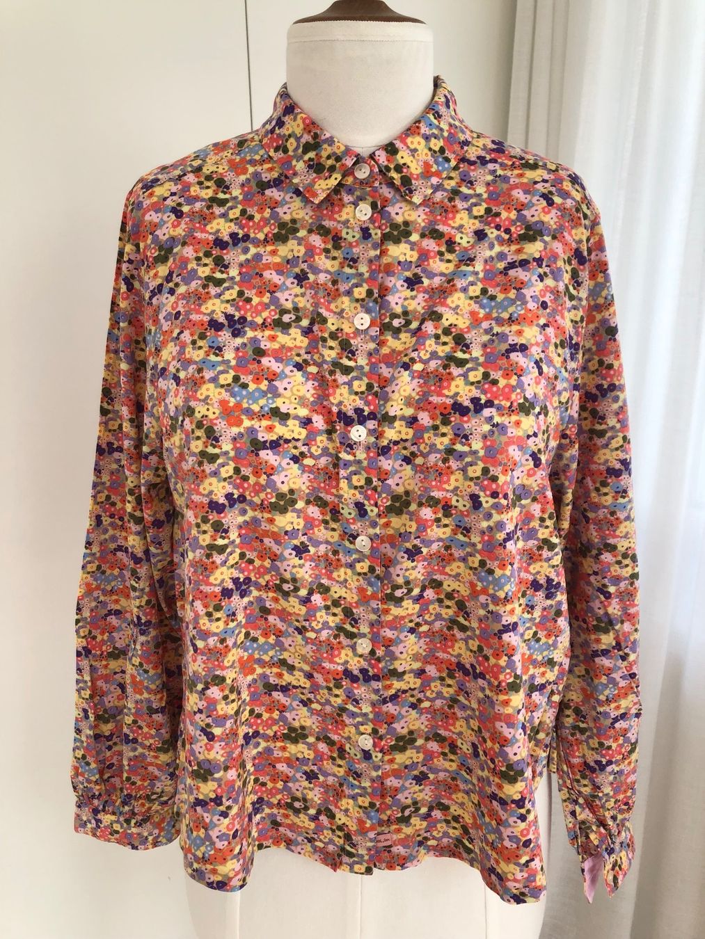 Lotti di vestiti: Bluse und Blazer und Schal – Usato da Triesen venduto da boston7 6