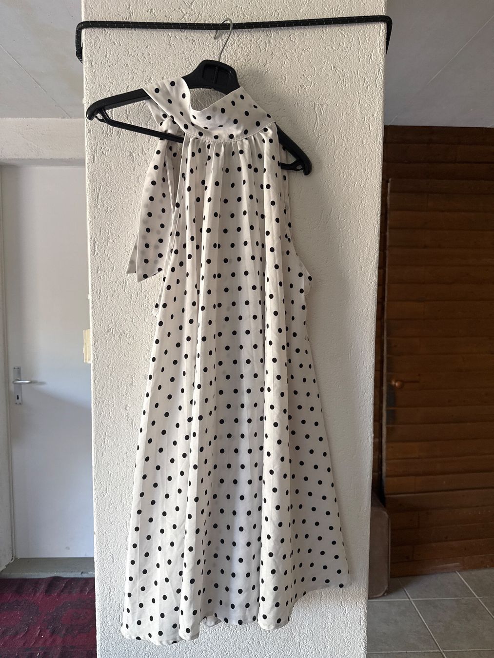 Robes et jupes: KLEID GR S NEU – D'occasion à Birr par WalkyriaM 2