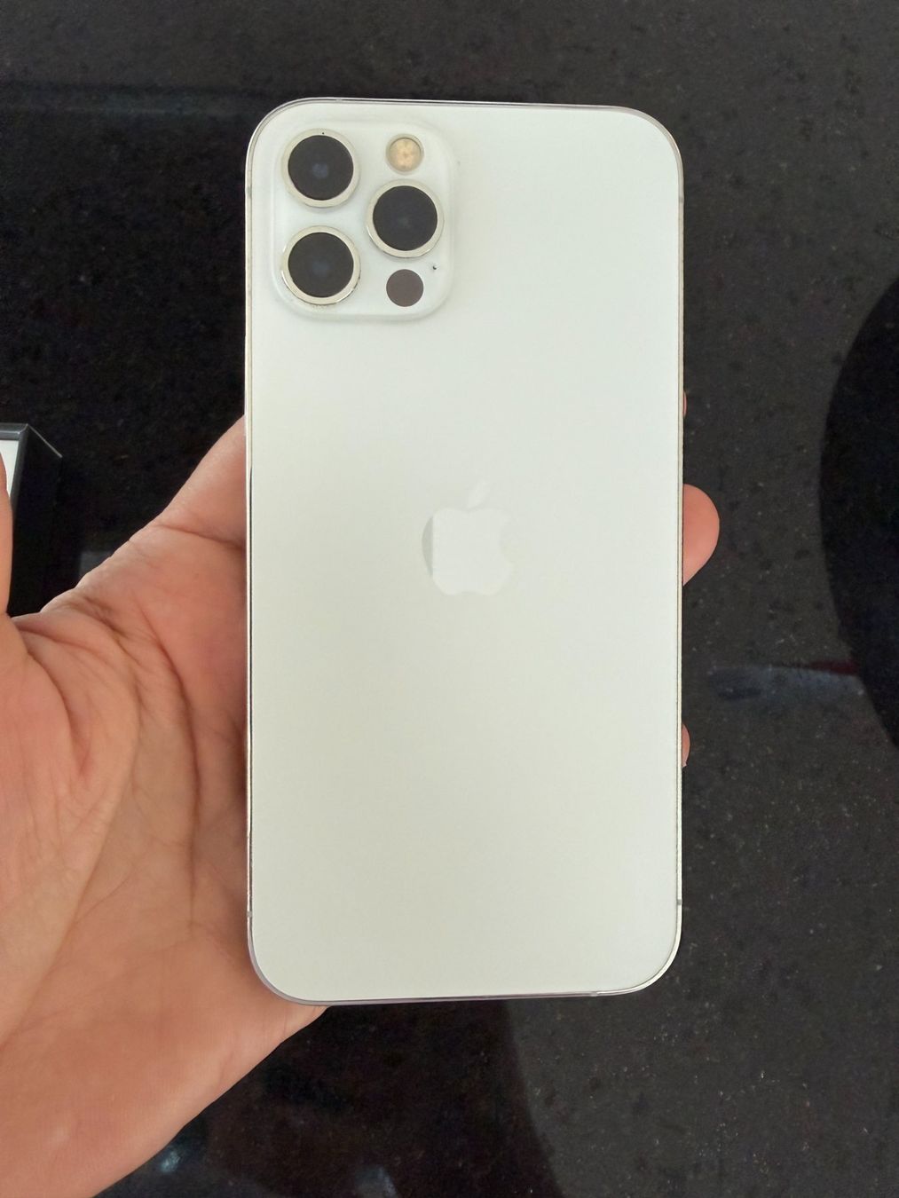 Apple Telefoni cellulari / Smartphones: iphone 12 Pro mit kaputtem Glas – Difettoso da Lachen SZ venduto da cacatuda 3