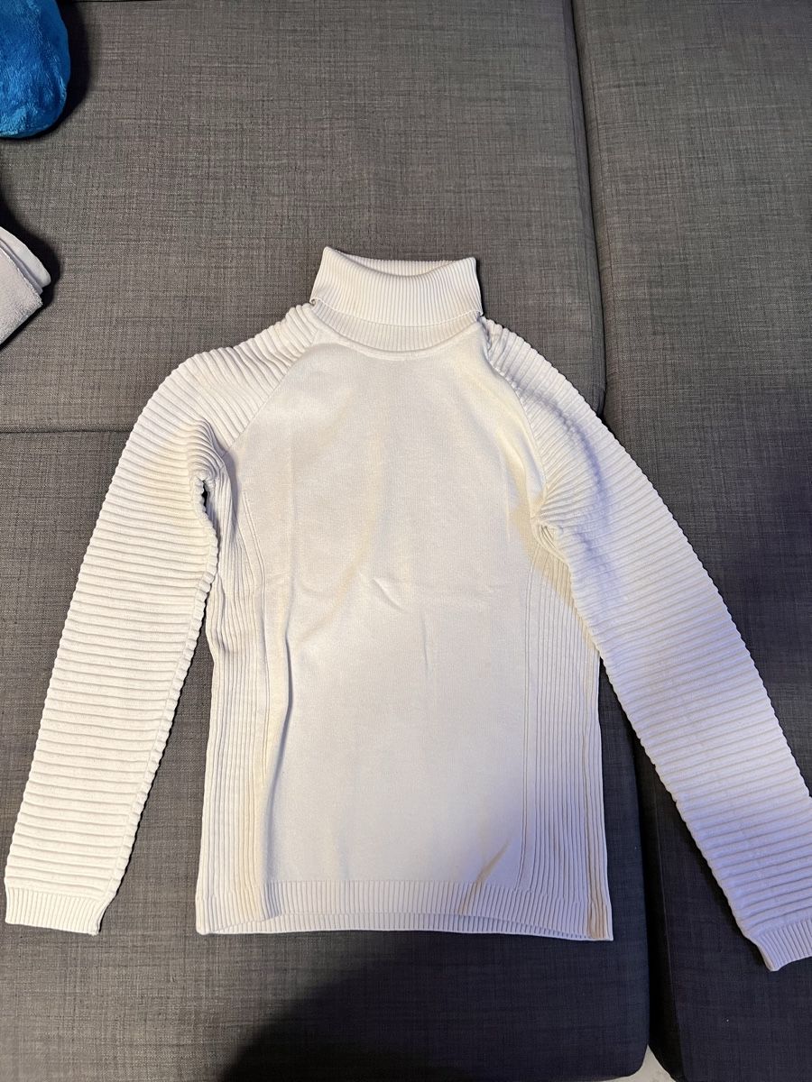 T-shirt: Pull chaud LBO Urban Inspired, taille M, parfait hiver – Usato da Cointrin venduto da 3bdn28 1