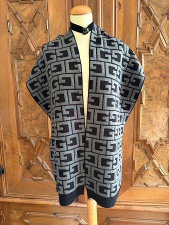 GUESS Schal  Farbe: Schwarz-Grau  Zustand: Neu