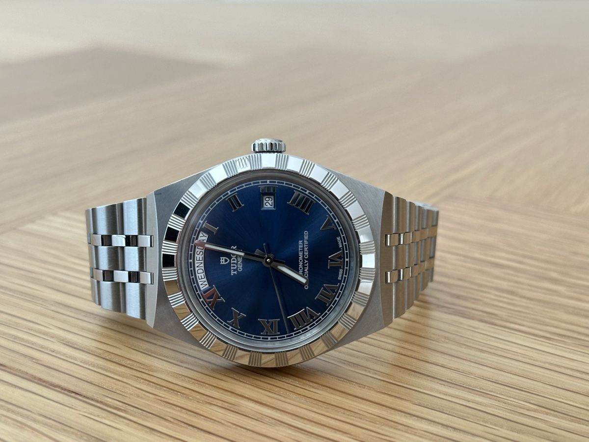 Tudor Uhren: 2026 Tudor Royal (40mm) – Gebraucht aus Jona von Watchquote 1