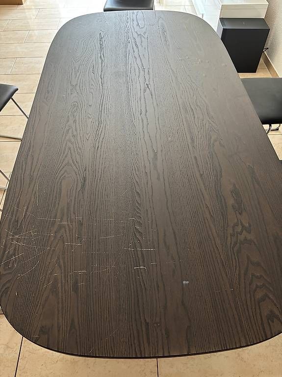Tables: Esstisch gratis  – D'occasion à Kloten par swizzbonez