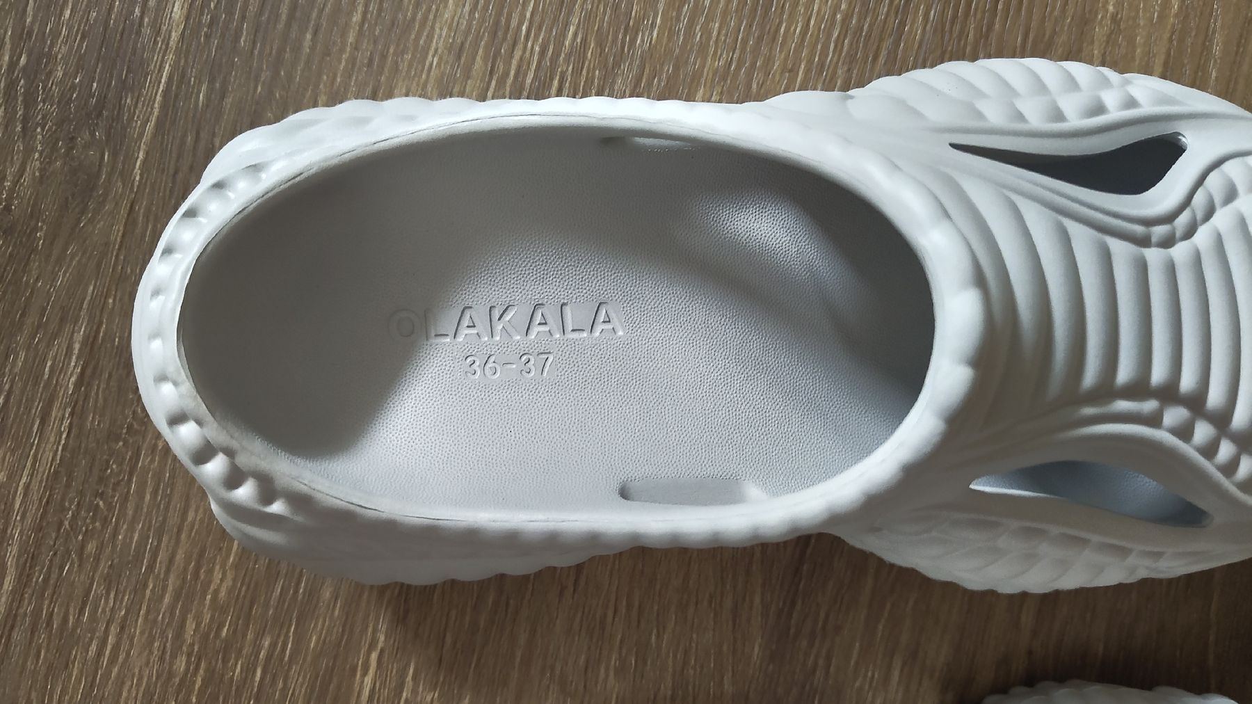 Chaussures hommes: Olakala Viper Slides Gr. 36-37 – Neuf avec emballage d'origine à Nidau par James840 1