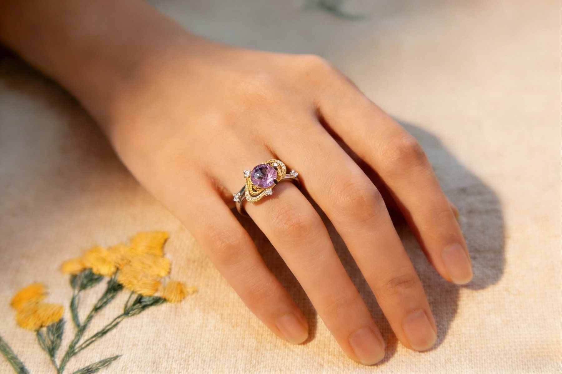 Anelli: NEW - S925 Amethyst Ring (Adjustable) – Nuovo (secondo la descrizione) da Zürich venduto da cin_wcf6 6