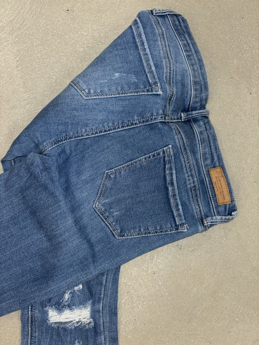 Tally Weijl Jeans: Tally weijl jeans – Usato da Itingen venduto da jessi811 2