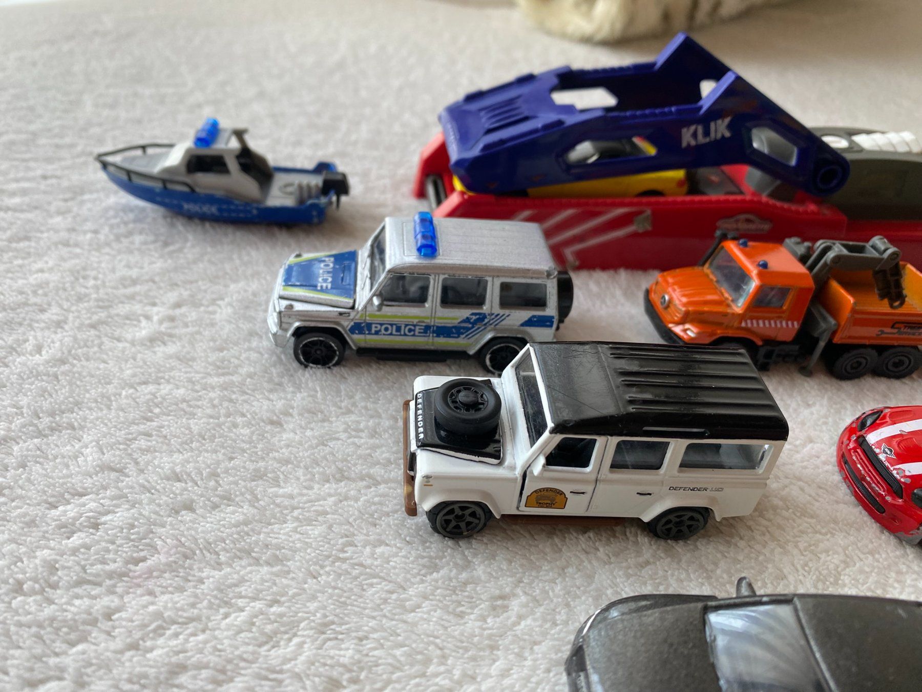 Majorette Spielzeuge: Majorette Spielzeugautos + Katapult Konvolut – Gebraucht aus Spiez von Mlandcruiser 8
