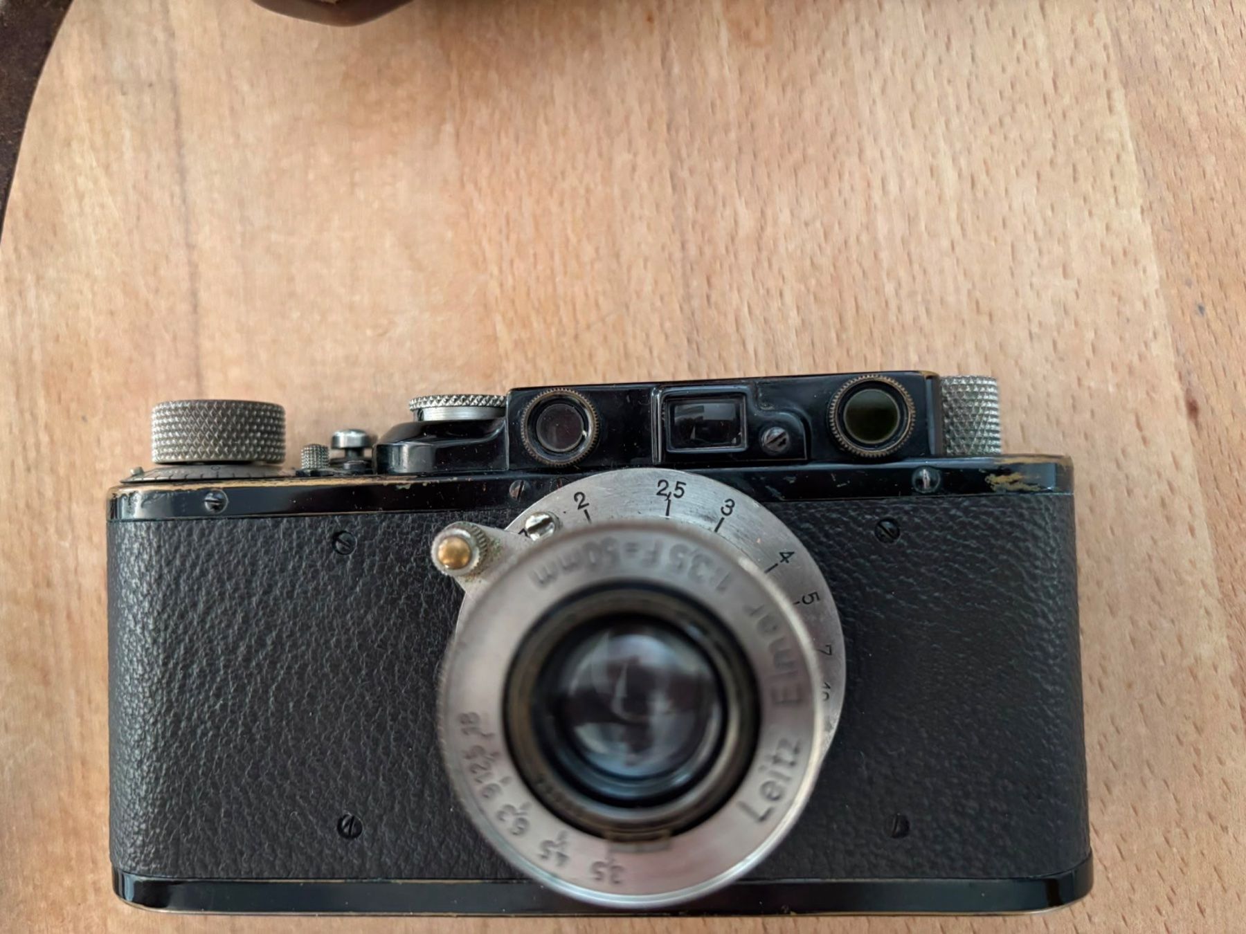 Leica Kamera: Leica Model II, Exemplar Nr. 63 Model D – Gebraucht aus Baden von Benjaminkeller54 2