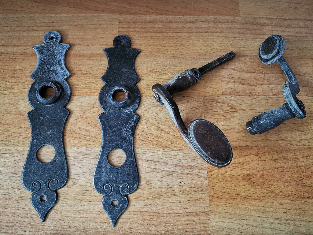Ferramenta: Türbeschläge – Usato da Moutier venduto da Maria1704 2