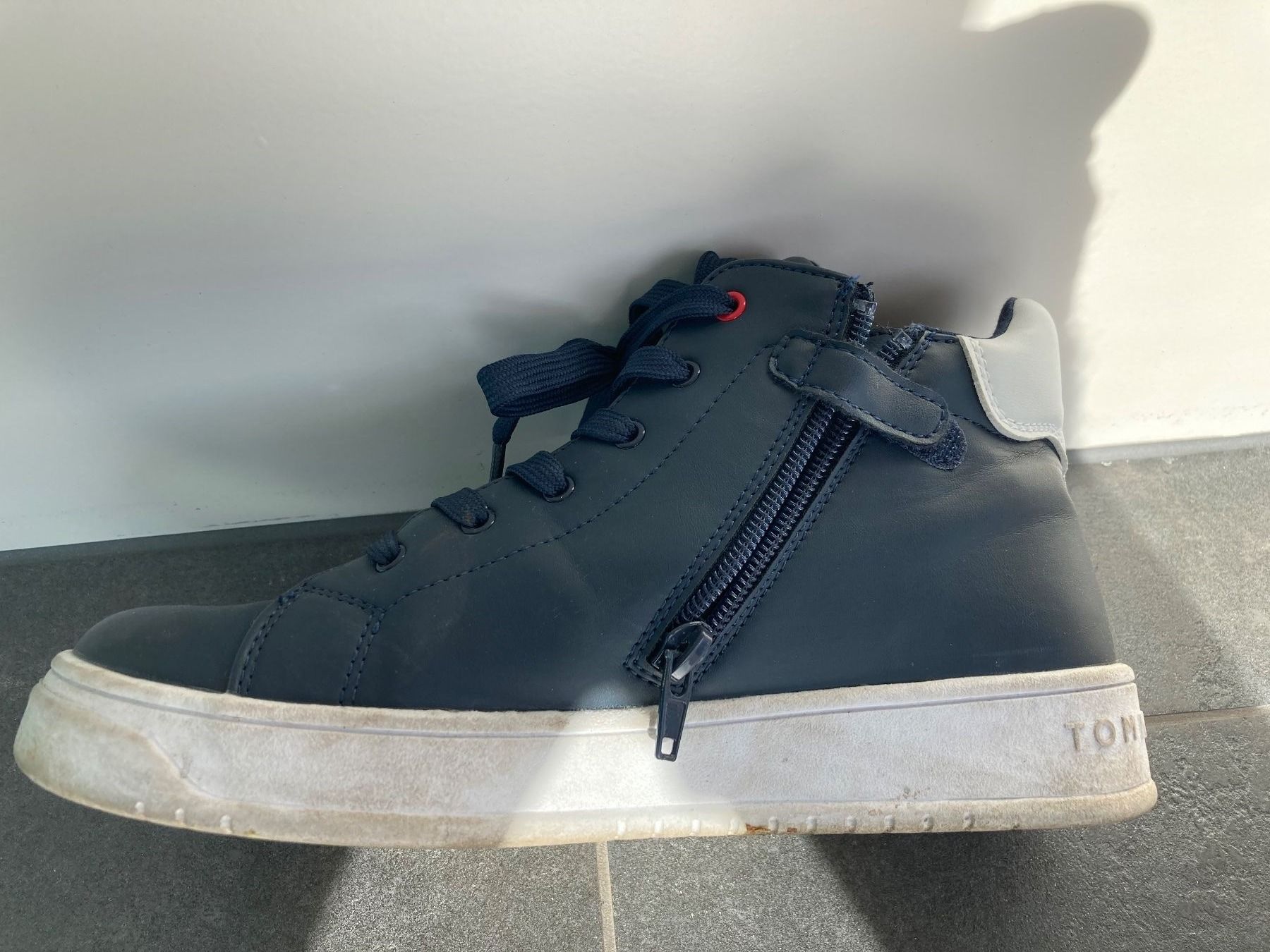 Tommy Hilfiger Scarpe per ragazzi: Tommy Hilfiger Kinder – Usato da Pratteln venduto da Miki_ 3
