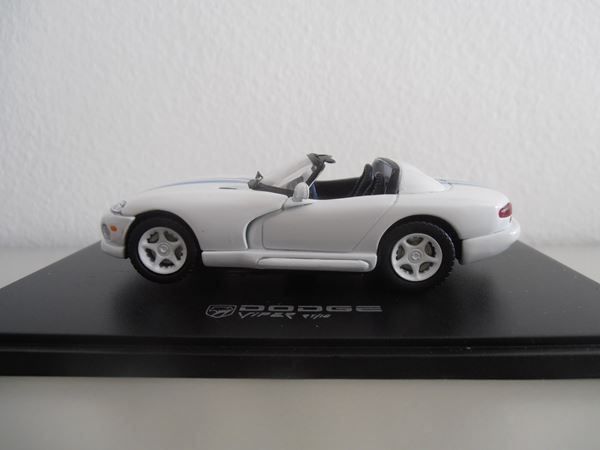 Dodge Modellini d'auto: Dodge Viper RT/10 , 1996 ,1:43 – Nuovo e nell'imballaggio originale da Goldach venduto da Feivel9 1