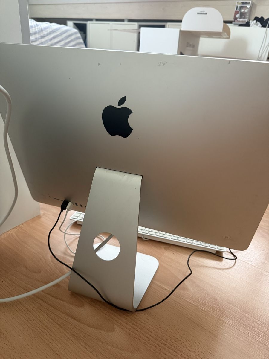 Apple PC: Apple iMac 2017 | 21.5-Zoll – Usato da Muttenz venduto da ali_6yvf 2