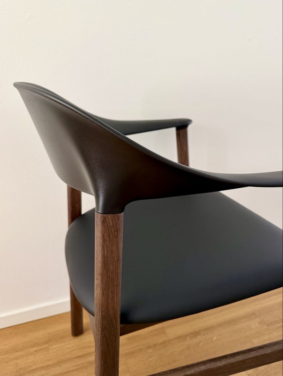 Normann Copenhagen Sedie: Normann Copenhagen Herit Stuhl – Nuovo e nell'imballaggio originale da Zürich venduto da astolo 3