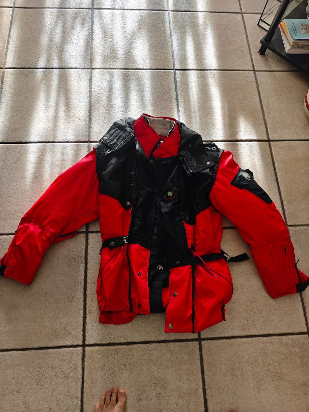 Giacche: Motorradjacke – Usato da Thalwil venduto da Fubatuba