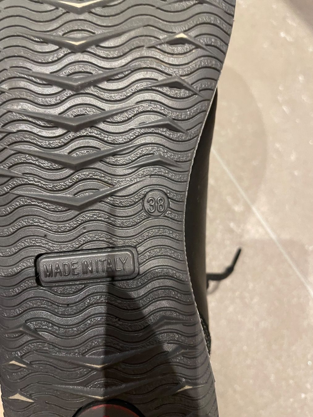 Chaussures femmes: Sneakers, Grösse 38, gosoft – D'occasion à Haslen AI par s176 1
