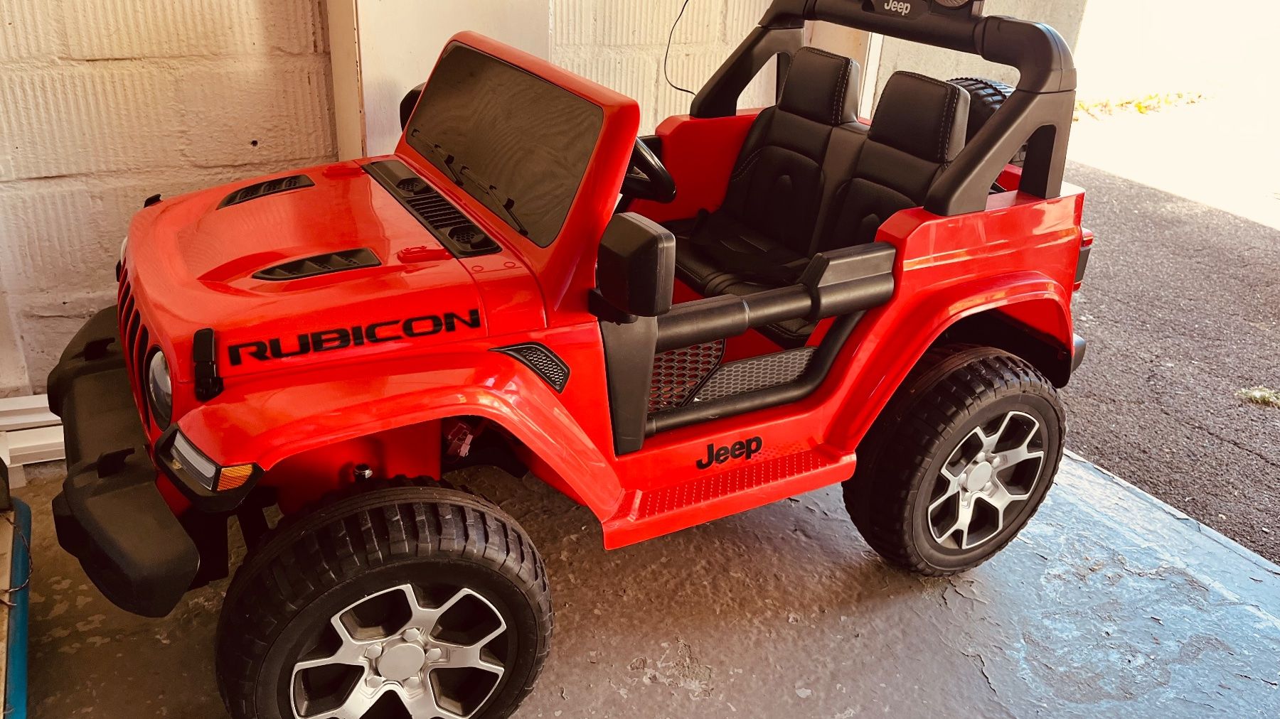 Jeep Veicoli per bambini: Kinderauto - Elektro Auto Jeep Wrangler Rubicon – Usato da Nürensdorf venduto da Lavolpe76