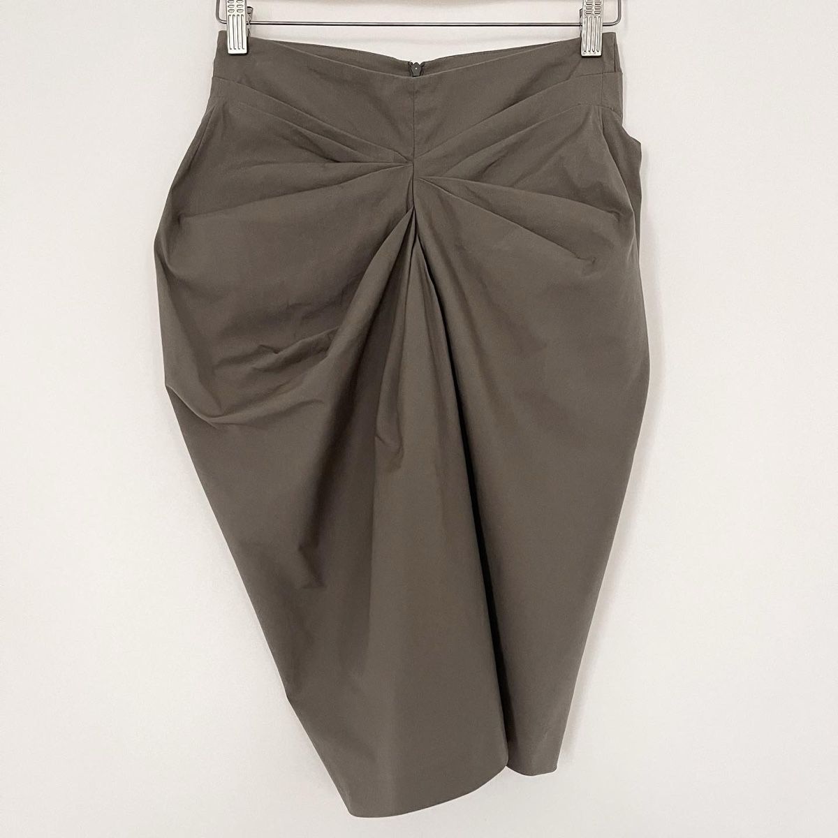 Gonne: GUNEX Asymmetric Skirt – Nuovo (secondo la descrizione) da Emmen venduto da Avviivva_Com2023