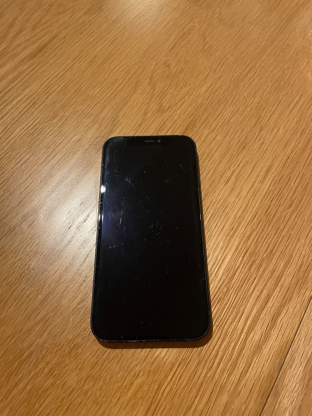 Apple Telefoni cellulari / Smartphones: iPhone 12 noir 128gb – Usato da Crissier venduto da rod_pqb2 1