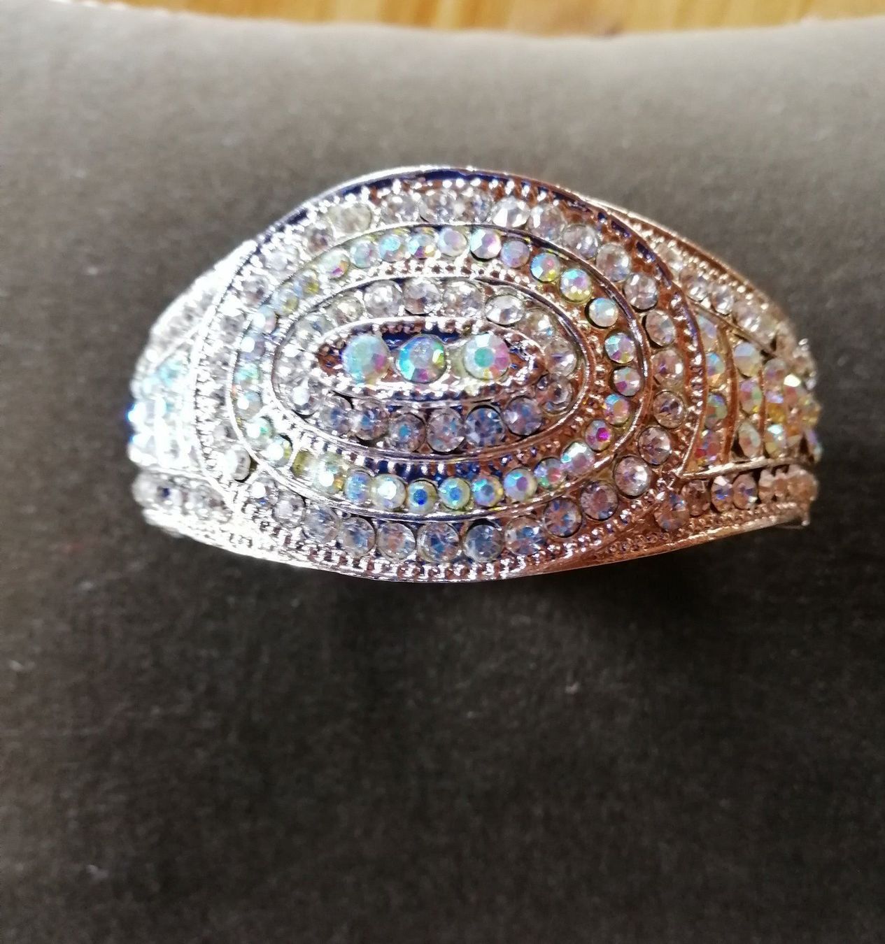 Armbänder & -reifen: edler Armreif mit Strass Elementen – Neu und originalverpackt aus Mund von Happy_trader 1