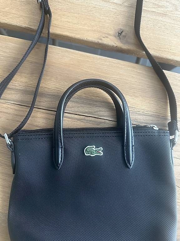 Borse da donna: LACOSTE Umhängetasche  – Usato da Dörflingen venduto da Kendraa 1