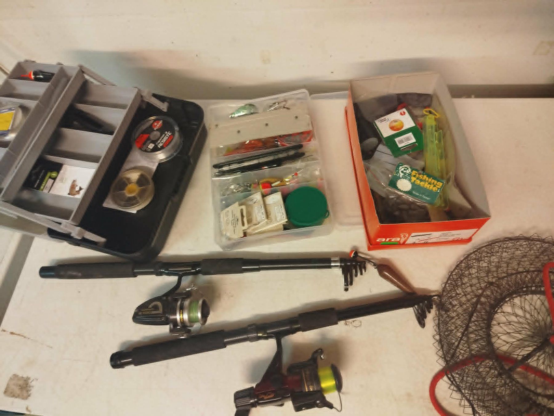 Angelruten: Accessoires de pêche (nr 26) – Gebraucht aus La Chaux-de-Fonds von Emmaus2300CDF