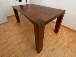 Esstisch einzeln Anfertigung schweres Holz