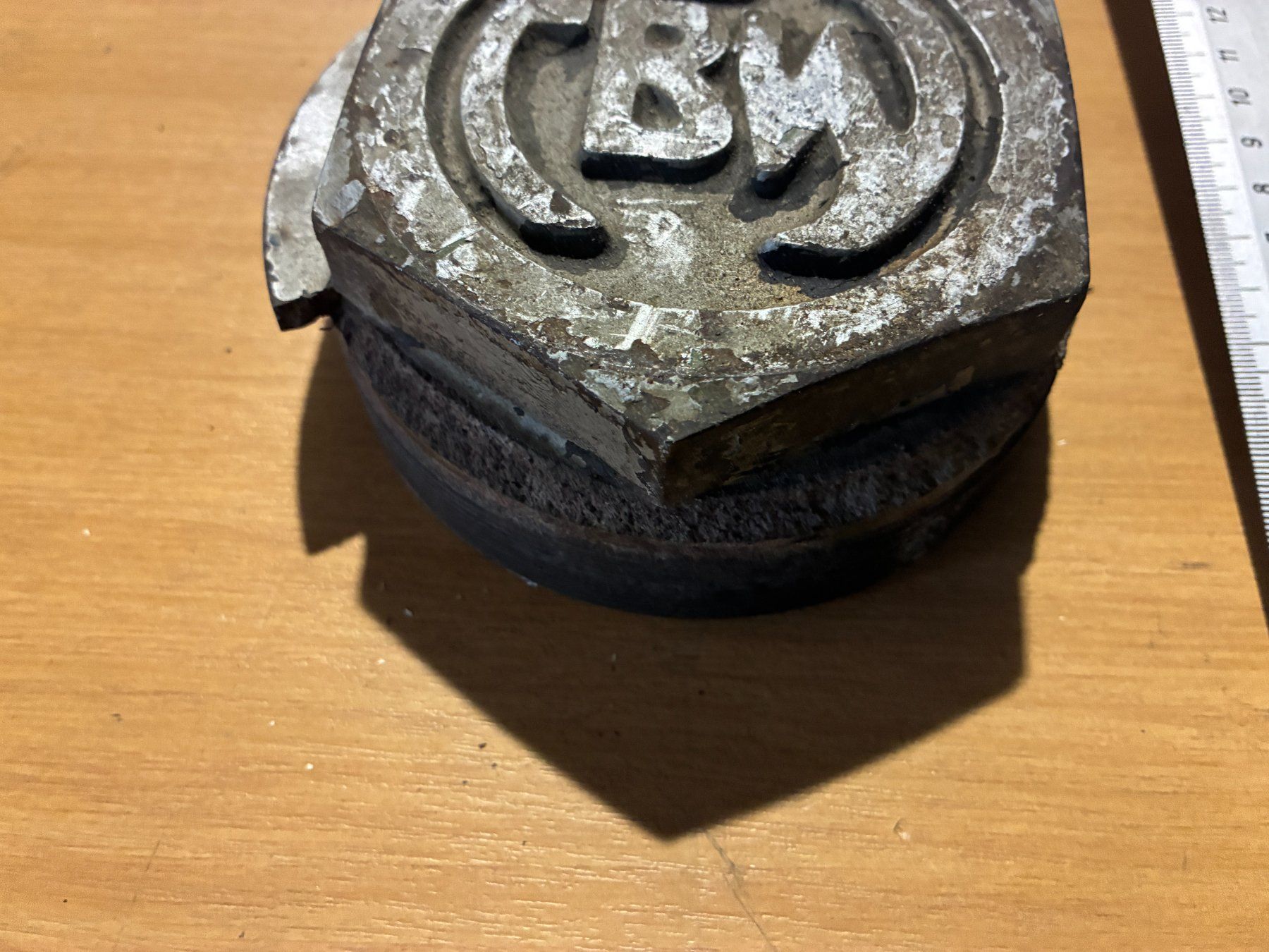 Alle Ersatzteile: Deckel Abdeckung Emblem FBW Teil gebraucht – Defekt aus Thun von Passuese 1