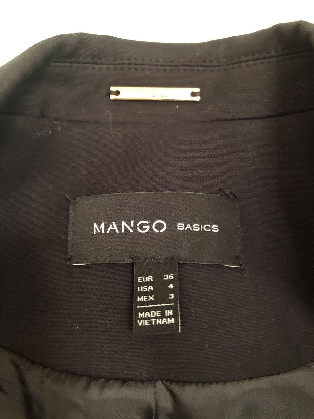 Costumi: Kostüm Mango  Farbe Schwarz – Nuovo (secondo la descrizione) da Adliswil venduto da Majeska 2