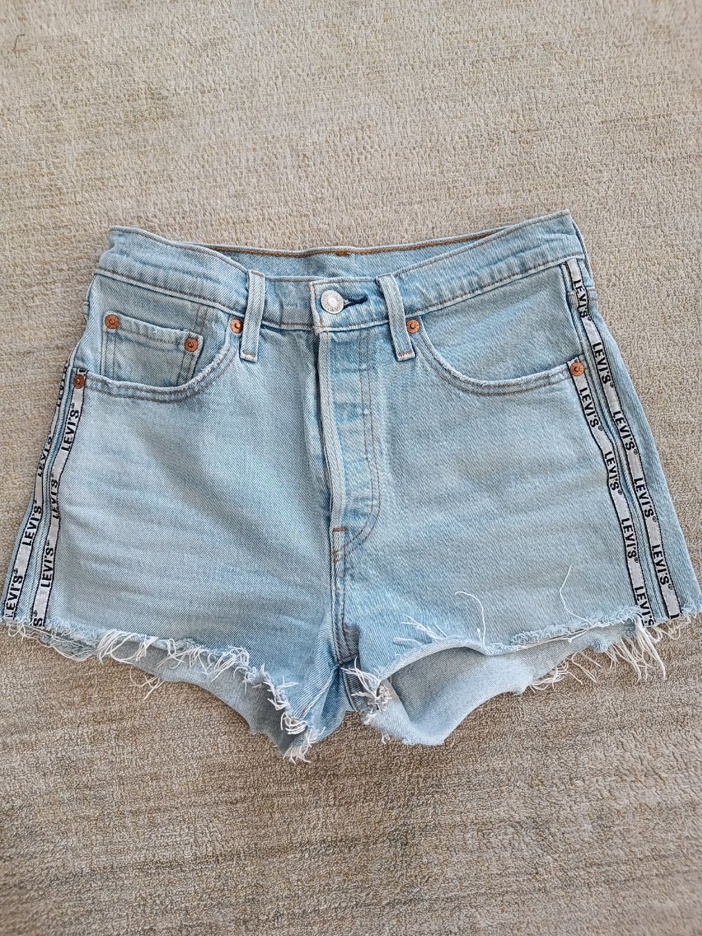 Levi's Jeans: SHORT LEVIS 501 W25 – Usato da Sierre venduto da shirley04 2