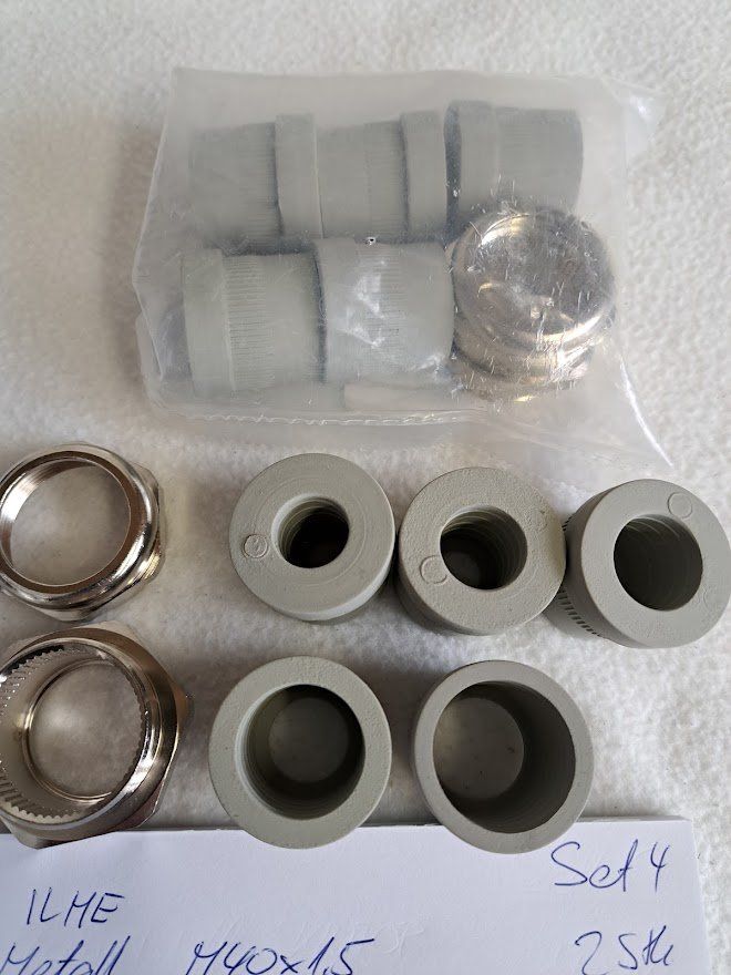 Cavi: Kabelverschraubung M40 Metall Set 4 – Usato da Sargans venduto da Bomp 2